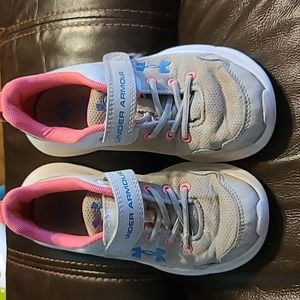 Girls Under Armour shoes